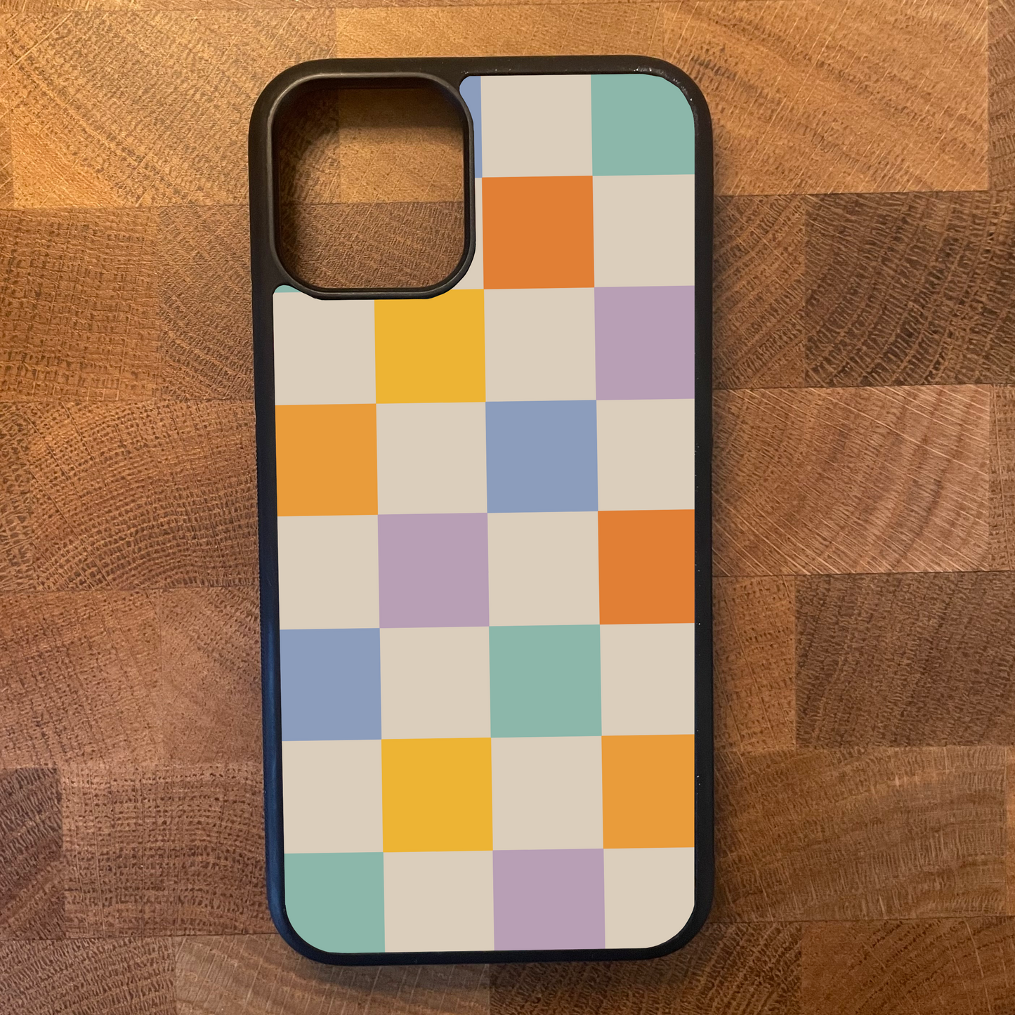 Retro Checkered Case